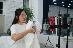服務“夜”態，創造商機！英儂魏經理如是說
